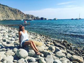 Flavia Palmiero feet photo thumbnail