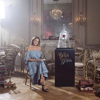 Flavia Palmiero feet photo thumbnail