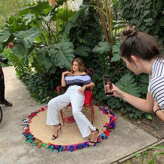 Flavia Palmiero feet photo thumbnail