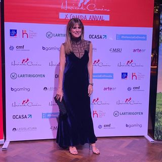 Flavia Palmiero feet photo thumbnail