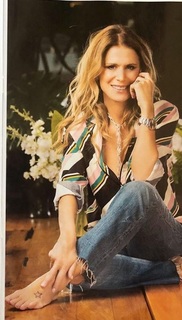 Flavia Palmiero feet photo thumbnail