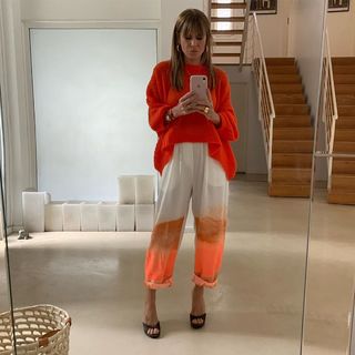 Flavia Palmiero feet photo thumbnail