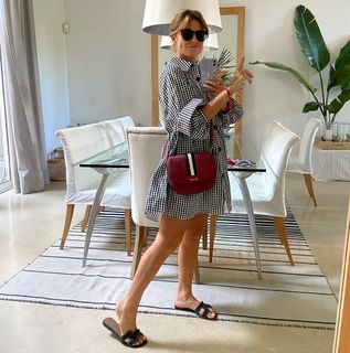 Flavia Palmiero feet photo thumbnail