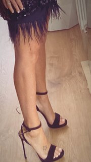 Flavia Palmiero feet photo thumbnail