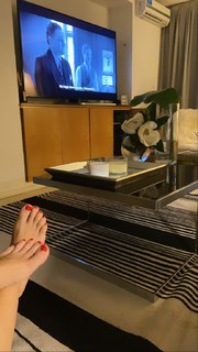 Flavia Palmiero feet photo thumbnail