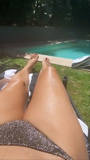 Flavia Palmiero feet photo thumbnail