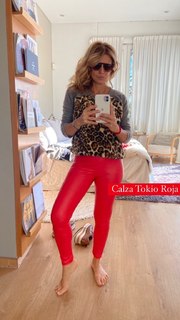 Flavia Palmiero feet photo thumbnail