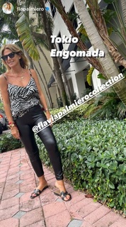 Flavia Palmiero feet photo thumbnail