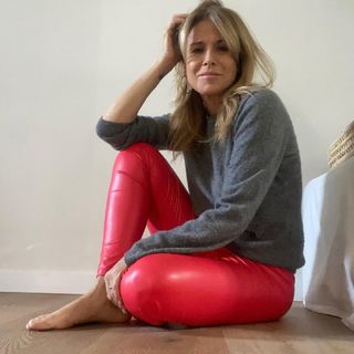 Flavia Palmiero feet photo thumbnail