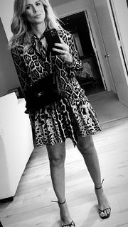 Flavia Palmiero feet photo thumbnail