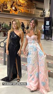 Flavia Palmiero feet photo thumbnail