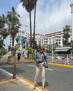 Flavia Palmiero feet photo thumbnail