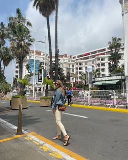 Flavia Palmiero feet photo thumbnail