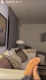 Flavia Palmiero feet photo thumbnail