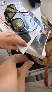 Flavia Palmiero feet photo thumbnail