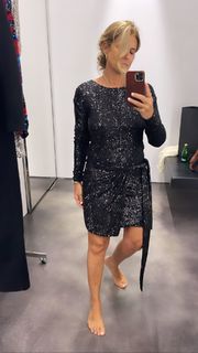 Flavia Palmiero feet photo thumbnail