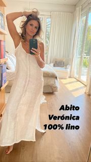 Flavia Palmiero feet photo thumbnail