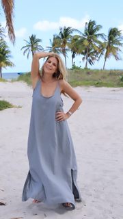 Flavia Palmiero feet photo thumbnail