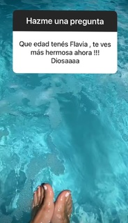 Flavia Palmiero feet photo thumbnail