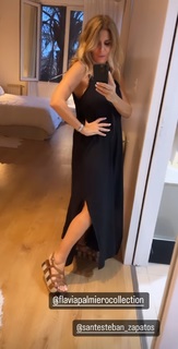 Flavia Palmiero feet photo thumbnail