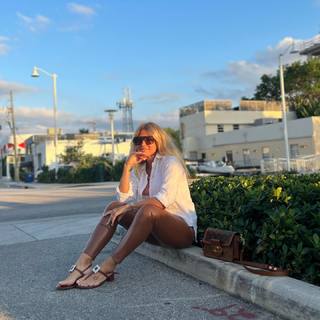 Flavia Palmiero feet photo thumbnail