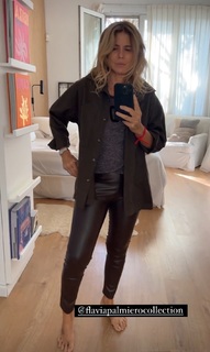 Flavia Palmiero feet photo thumbnail