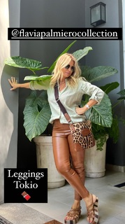 Flavia Palmiero feet photo thumbnail