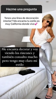 Flavia Palmiero feet photo thumbnail