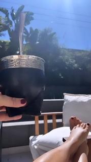 Flavia Palmiero feet photo thumbnail