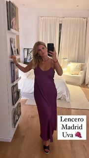 Flavia Palmiero feet photo thumbnail