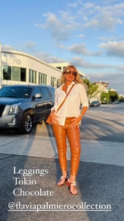 Flavia Palmiero feet photo thumbnail