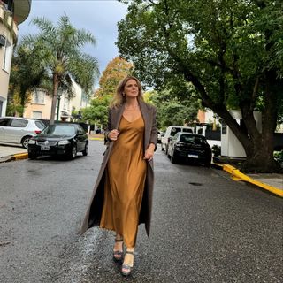 Flavia Palmiero feet photo thumbnail