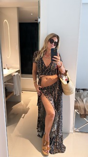 Flavia Palmiero feet photo thumbnail