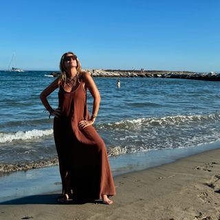 Flavia Palmiero feet photo thumbnail