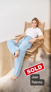 Flavia Palmiero feet photo thumbnail