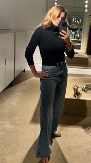 Flavia Palmiero feet photo thumbnail