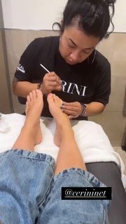 Flavia Palmiero feet photo thumbnail