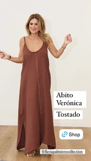 Flavia Palmiero feet photo thumbnail