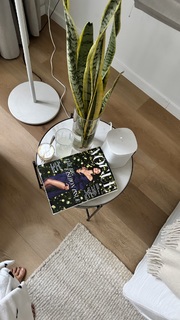 Flavia Palmiero feet photo thumbnail