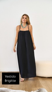 Flavia Palmiero feet photo thumbnail