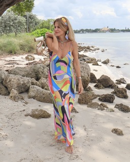 Flavia Palmiero feet photo thumbnail