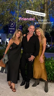 Flavia Palmiero feet photo thumbnail