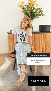 Flavia Palmiero feet photo thumbnail