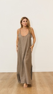 Flavia Palmiero feet photo thumbnail