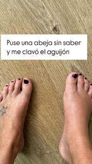 Flavia Palmiero feet photo thumbnail