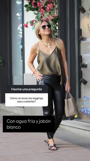 Flavia Palmiero feet photo thumbnail