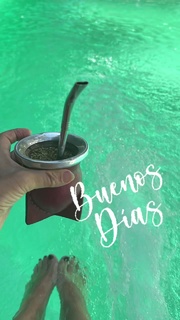 Flavia Palmiero feet photo thumbnail