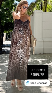 Flavia Palmiero feet photo thumbnail