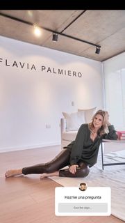 Flavia Palmiero feet photo thumbnail