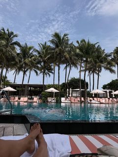 Flavia Palmiero feet photo thumbnail